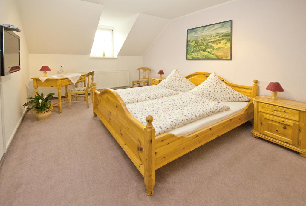 Hotel Garni Am Klostermarkt Plauen Habitación foto